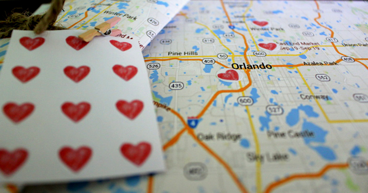 Custom map for guests with heart-shaped stickers for wedding welcome bags