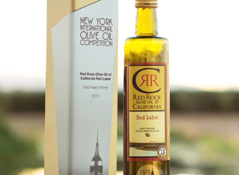 Elegant Wrap-Around Bottle Label
