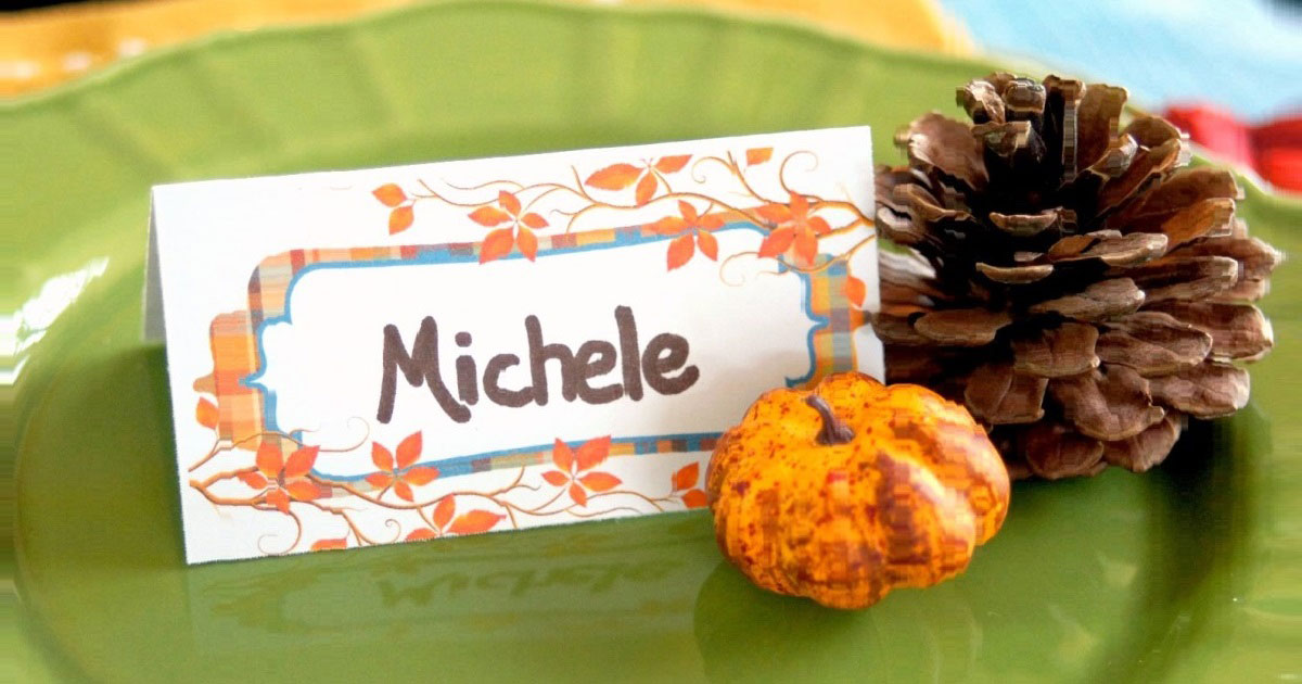 Dress up your Thanksgiving table before the big day so you can see how it looks! Picture using placecards and printables from OnlineLabels.com