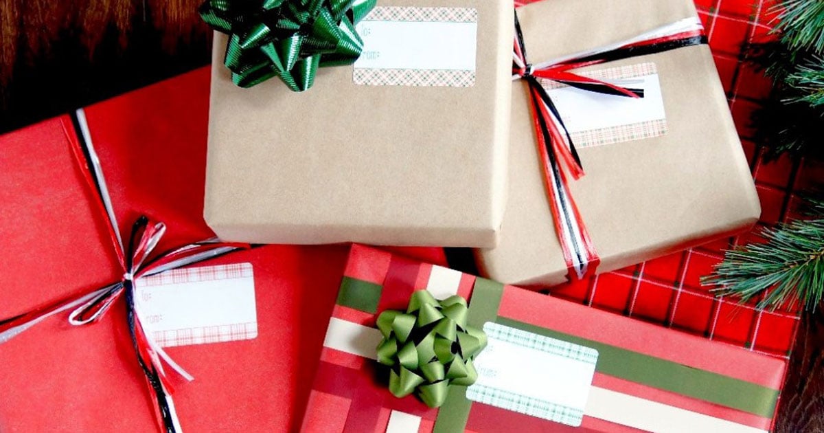 DIY plaid gift tag printable stickers for Christmas present wrapping, 3